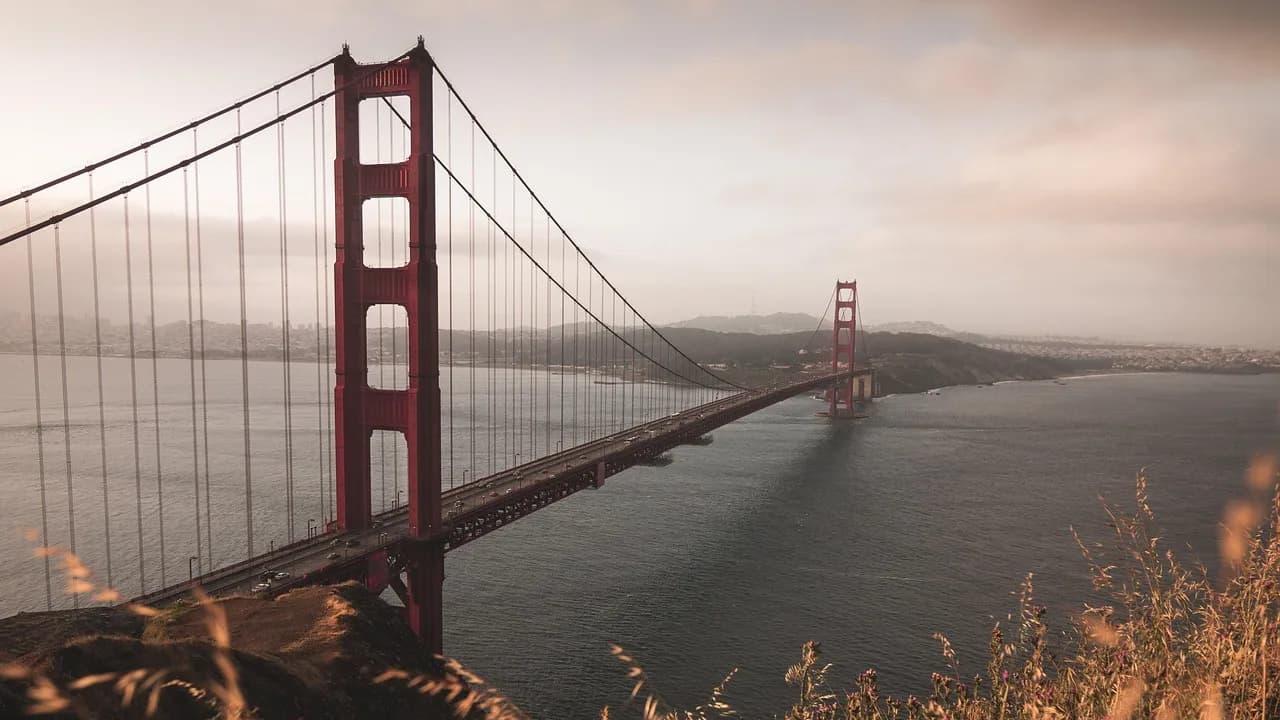 Golden Gate Bridge over San Francisco Bay